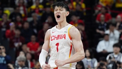 美记：中国球员曾凡博预计将和篮网签订一份Exhibit 10合同