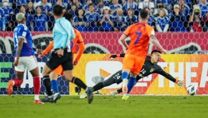 ​揭秘崔康熙错位使用吴兴涵 强攻策略未带足后卫