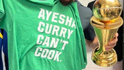 金沙平台-横扫一切嘲讽和质疑！生涯最特别一冠助库里腾飞